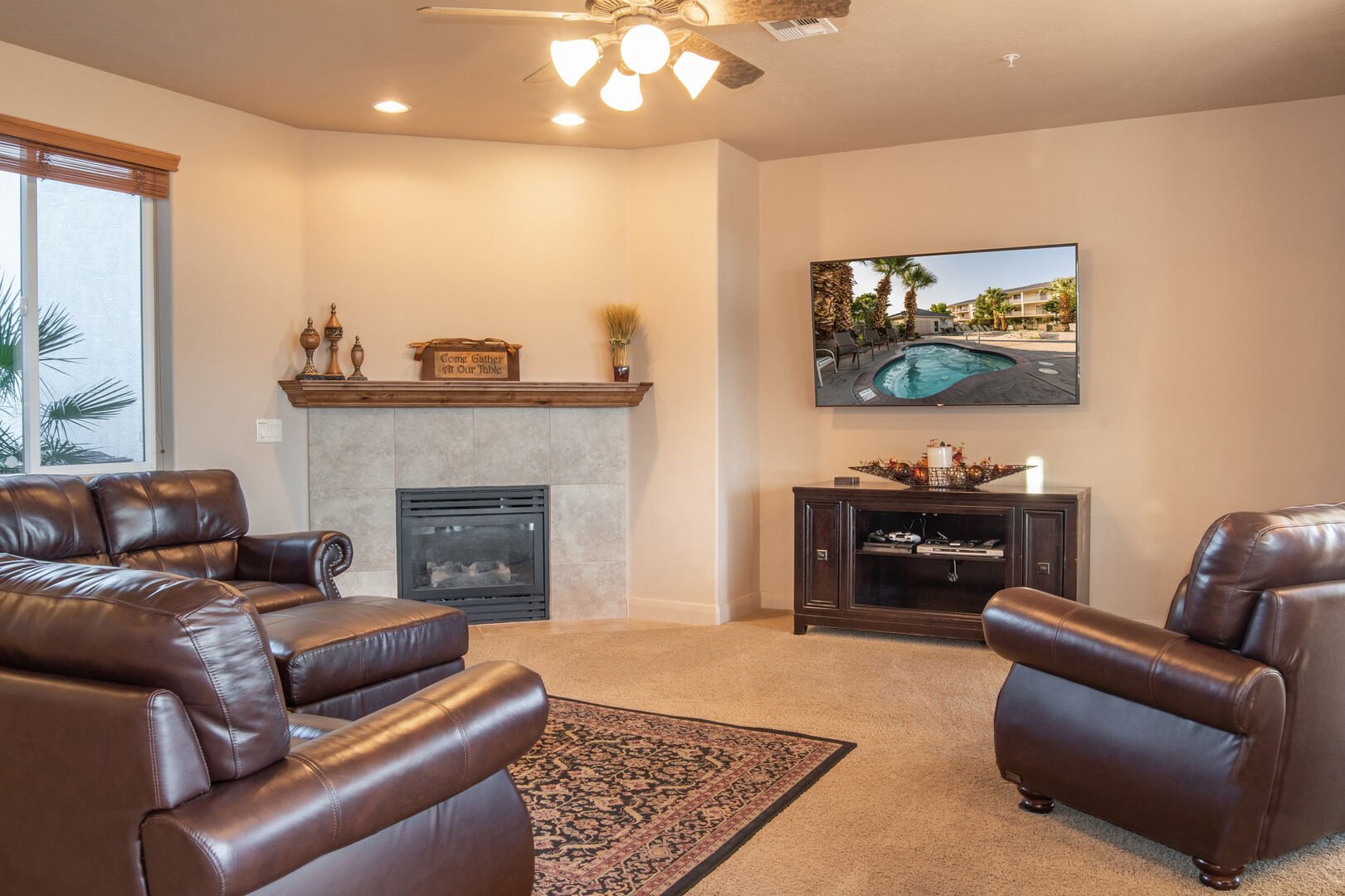 GREAT    great room