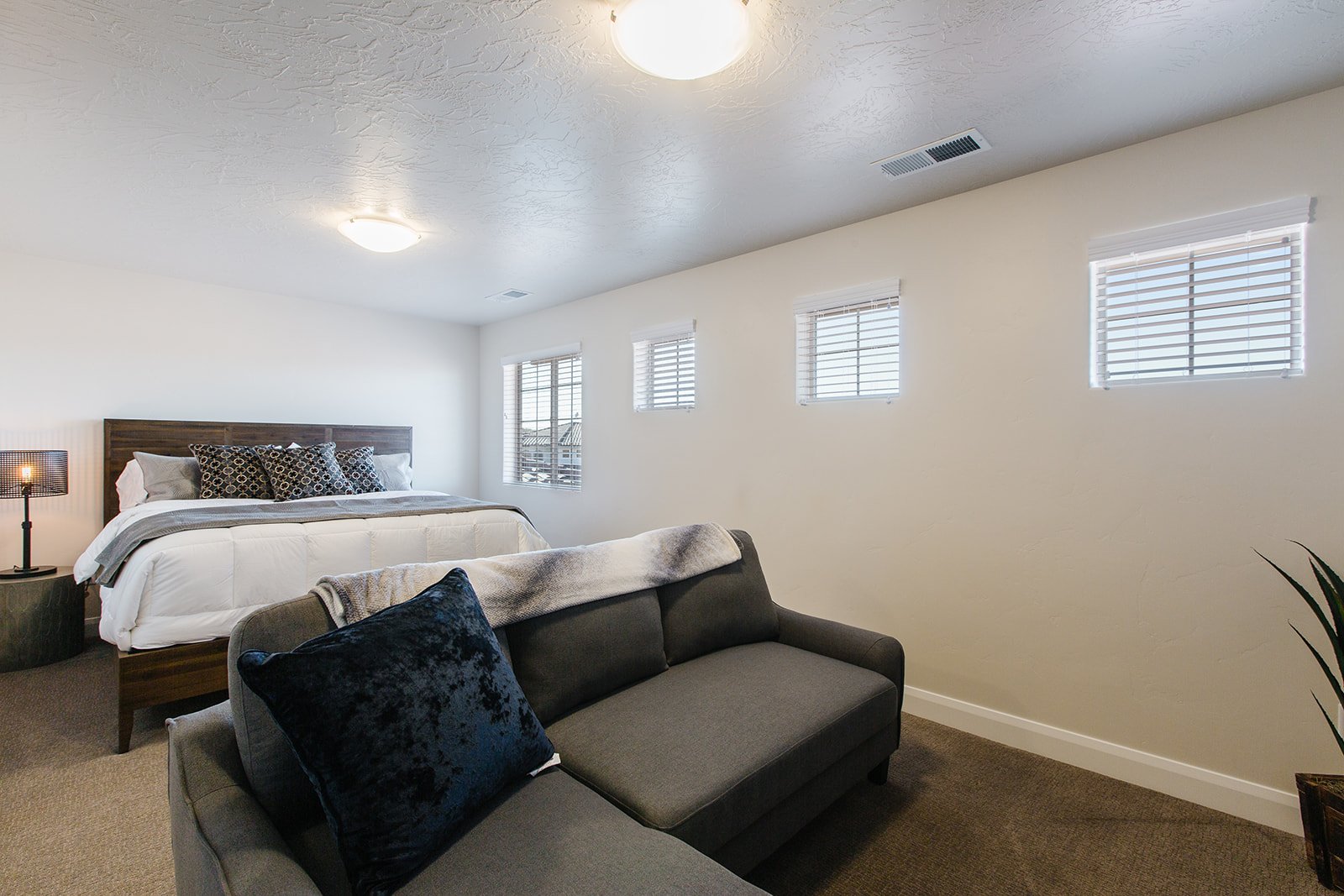Escondido 1097 Southern Utah Vacation Rentals-Master bedroom